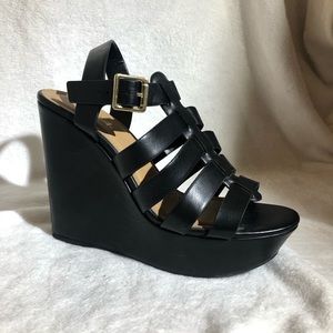 Soda Black Wedges - Size 9